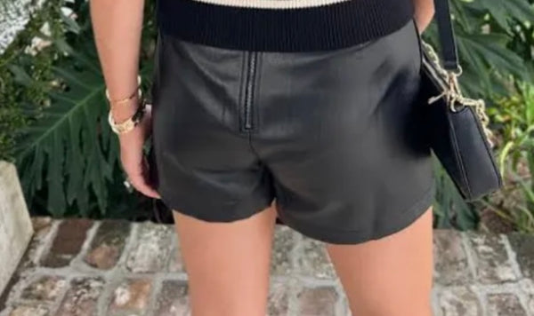 HUNTER FAUX LEATHER SKORTS