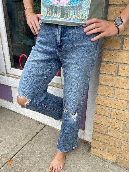 PUNCTUAL HIGH RISE STRETCH DAD JEANS