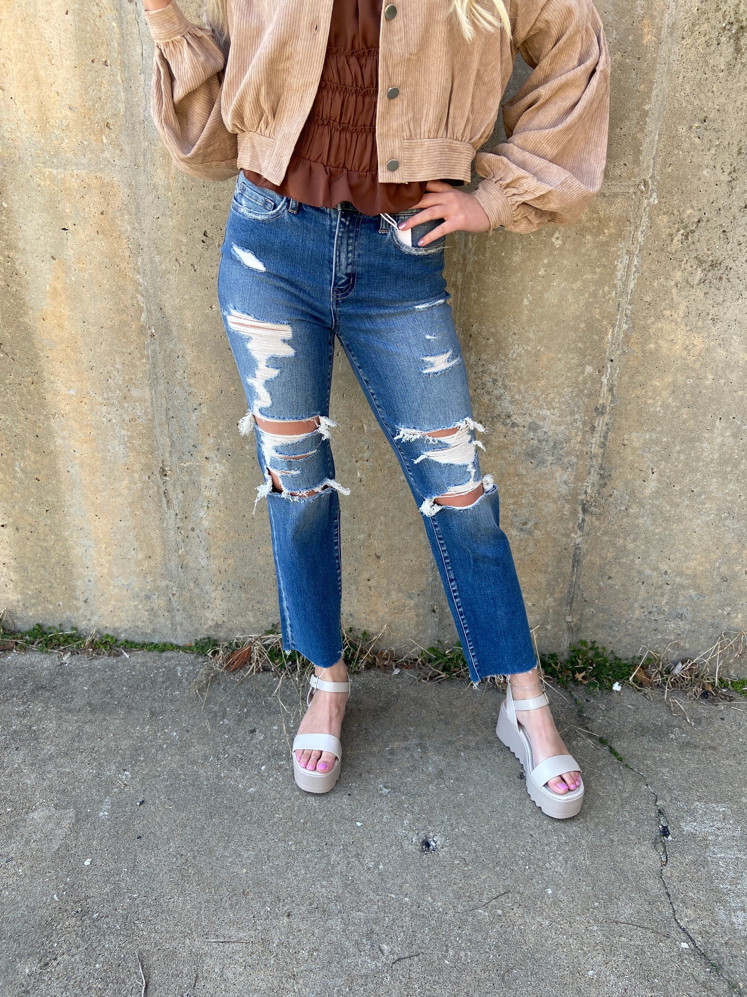 CONGRATULATIONS DISTRESSED HIGH RISE JEANS