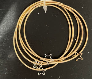 Gold Stretchy Star Bracelet