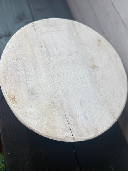 Round Wooden Riser